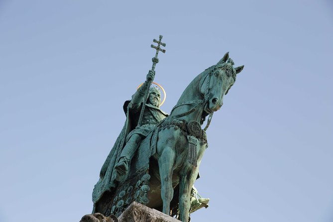 fools-and-kings-buda-castle-district-tour-with-cake-coffee