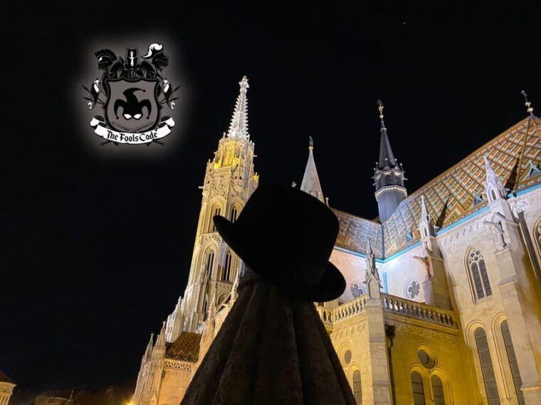 foolscode-escaperoom-sightseeing-tour-with-actor-tourguide