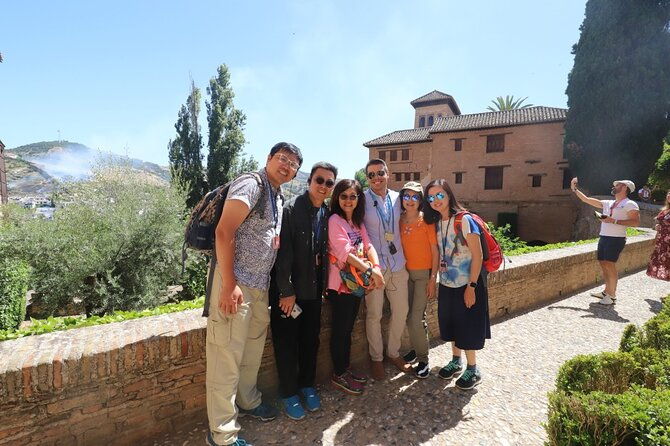 for-cruise-passengers-only-granada-and-alhambra-from-malaga-port