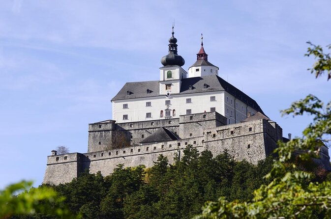 forchtenstein-castle-guided-winter-tour