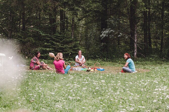 forest-bathing-and-nature-breakfast
