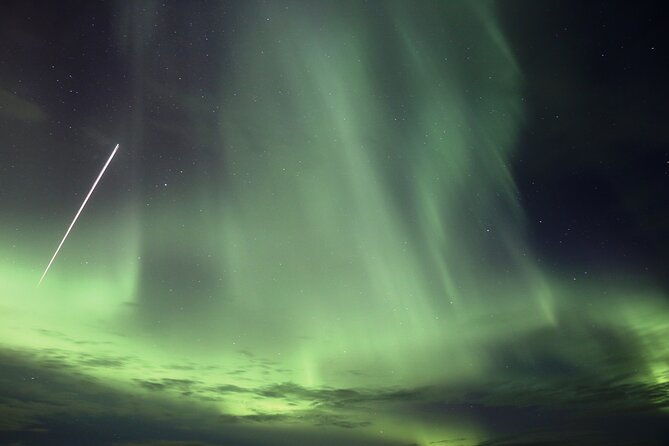 forest-lagoon-and-northern-lights-guided-night-tour