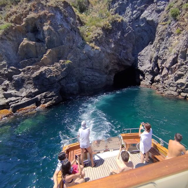forio-ischia-island-boat-tour-with-local-lunch-and-swimming