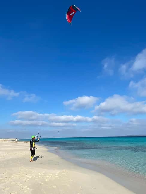 Formentera: Begginers Kitesurf 6h Course CHECK WIND FIRST - An Honest Look at the Kitesurf Course in Formentera