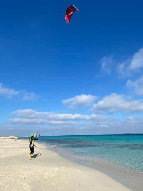 Formentera: Begginers Kitesurf Course ONLY NOVEMBER TO MAY - What to Expect from the Kitesurf Course