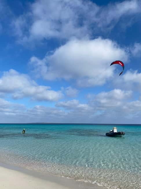 Formentera: Begginers Kitesurf Course ONLY NOVEMBER TO MAY - Equipment and Safety