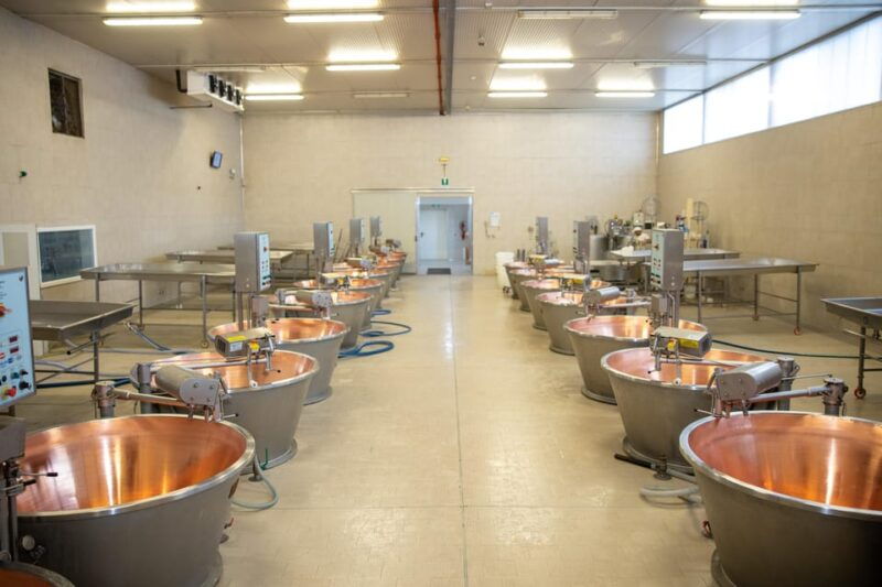formigine-parmesan-cheese-tour-with-full-tasting