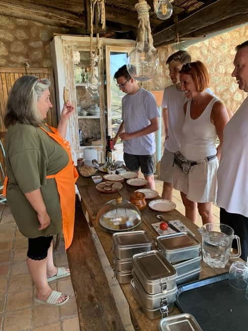 Fornalutx - hiking to the olive farm & oil tasting - Logistics and Practical Details
