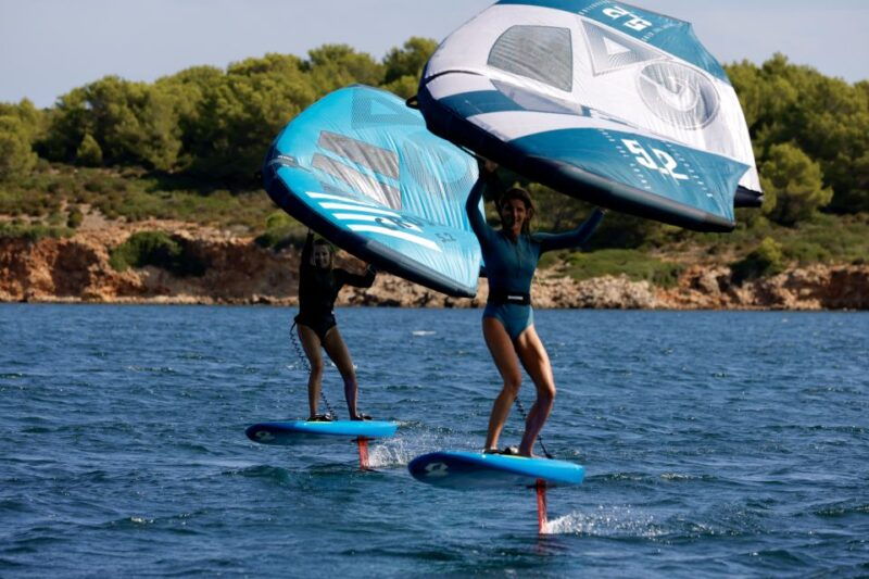 fornells-wing-foil-lesson-with-gear-in-menorca