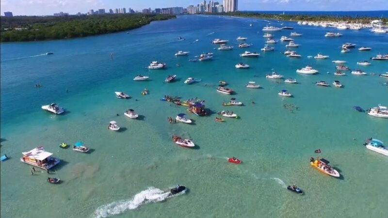 fort-lauderdale-11-people-private-boat-rental