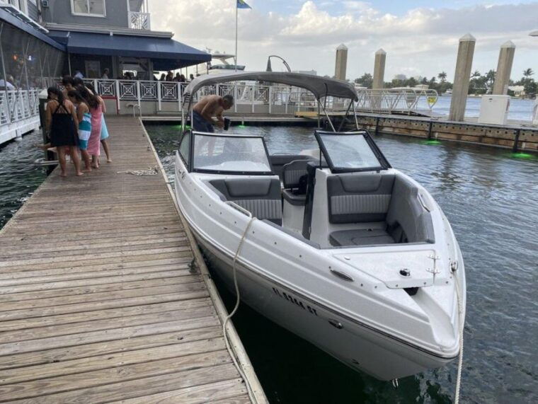 fort-lauderdale-12-people-private-boat-rental