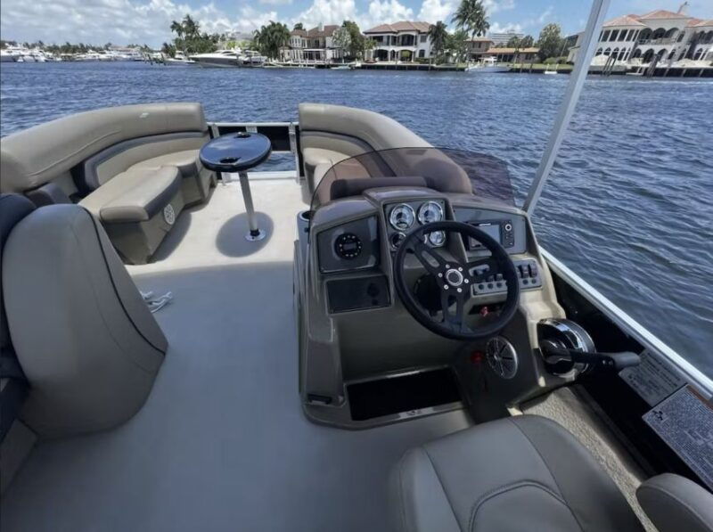 fort-lauderdale-12-people-private-pontoon-rental