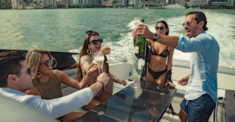 fort-lauderdale-13-people-private-boat-rental