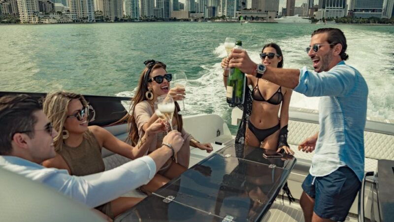 fort-lauderdale-13-people-private-boat-rental