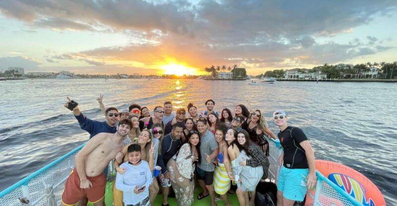 fort-lauderdale-evening-boat-cruise-with-downtown-views