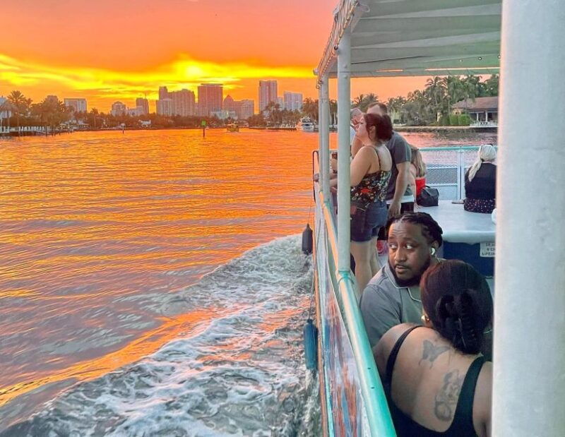 fort-lauderdale-evening-boat-cruise-with-downtown-views