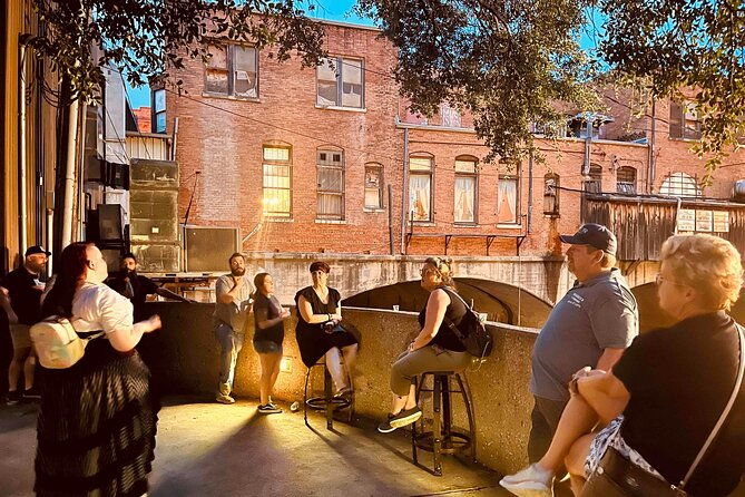 fort-worth-stockyards-all-ages-walking-ghost-tour
