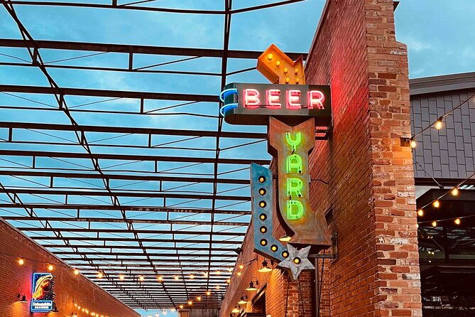 fort-worth-stockyards-booze-and-boos-ghost-walking-tour