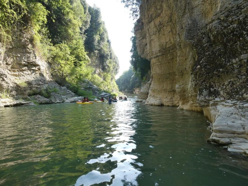 fossombrone-canoe-adventure-at-the-giants-potholes
