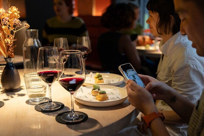 four-hour-walking-wine-tasting-tour-of-manchesters-best-bars