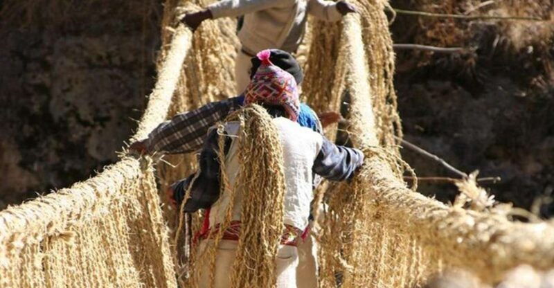 four-lagoons-and-qeswachaka-bridge-tour-full-day