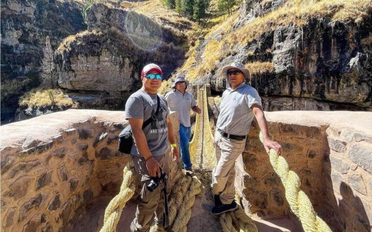 four-lagoons-and-qeswachaka-bridge-tour-full-day