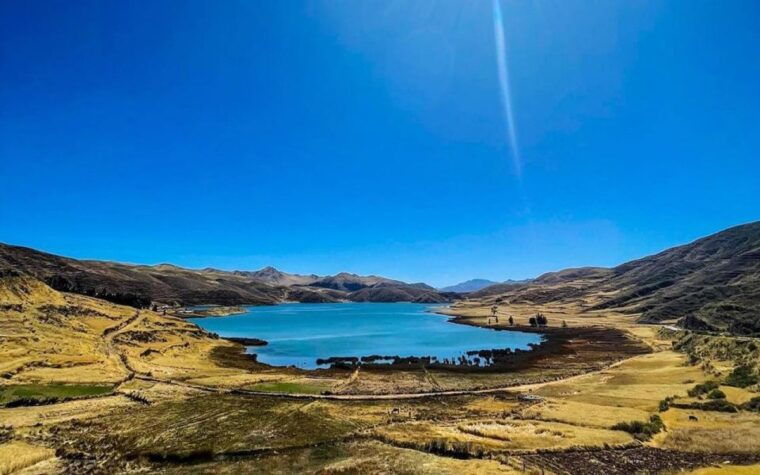 four-lagoons-and-qeswachaka-bridge-tour-full-day