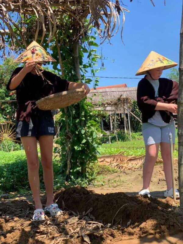 fr-hoi-an-farming-fishing-life-by-bike