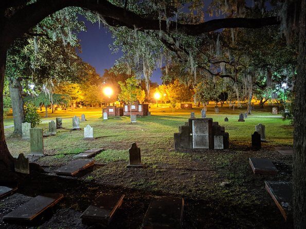Fraidy Cat: The Family Fun Ghost Tour of Savannah - Walk Through Historic Haunted Sites