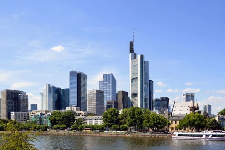 frankfurt-hop-on-hop-off-grand-or-express-bus-ticket