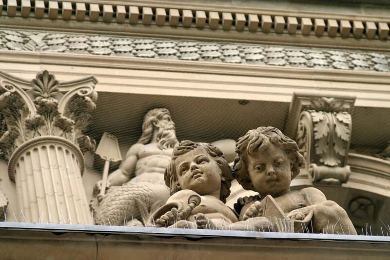Frankfurt: Old Town Historical Walking Tour with Geo Epoche - What You Can Expect from the Tour