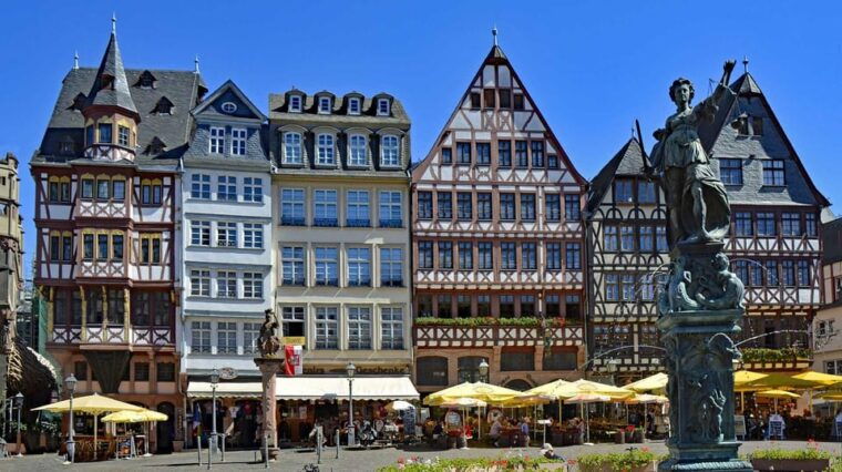 frankfurt-private-walking-tour-in-russian-just-for-you-and-your-friends