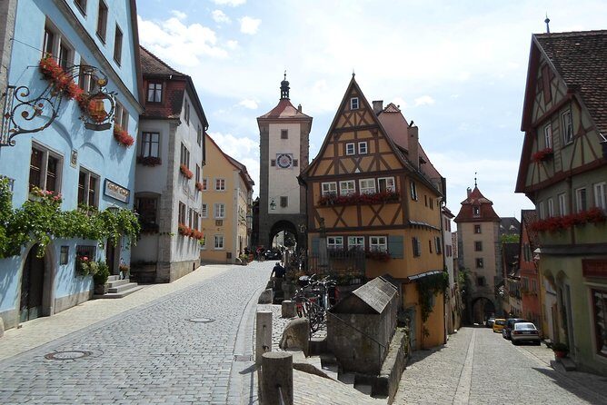Frankfurt Super Saver: Neuschwanstein Castle and Rothenburg Day Trip - The Itinerary Breakdown: A Full Day Packed with Highlights