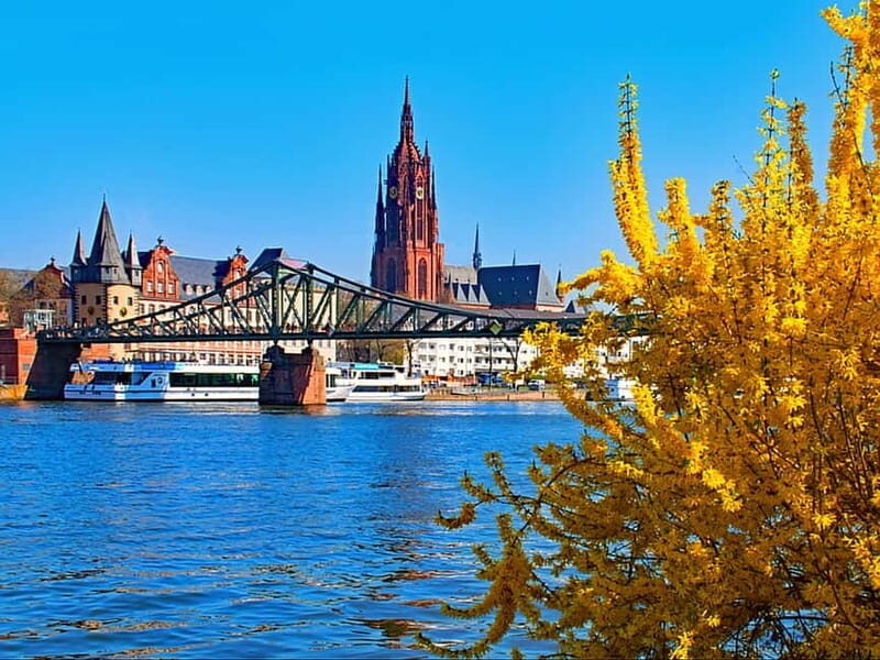 Frankfurt: Walking tour between St. Paul's Church, Main & Old Town flair in German - What to Expect During the Walk  