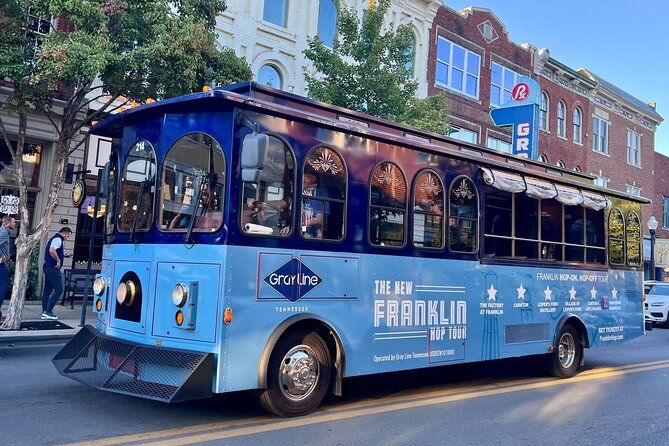 franklin-hop-on-hop-off-sightseeing-tour-with-live-narration