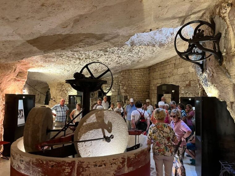 frantoio-rosso-ipogeo-martina-franca-visit-to-the-medieval-oil-mill