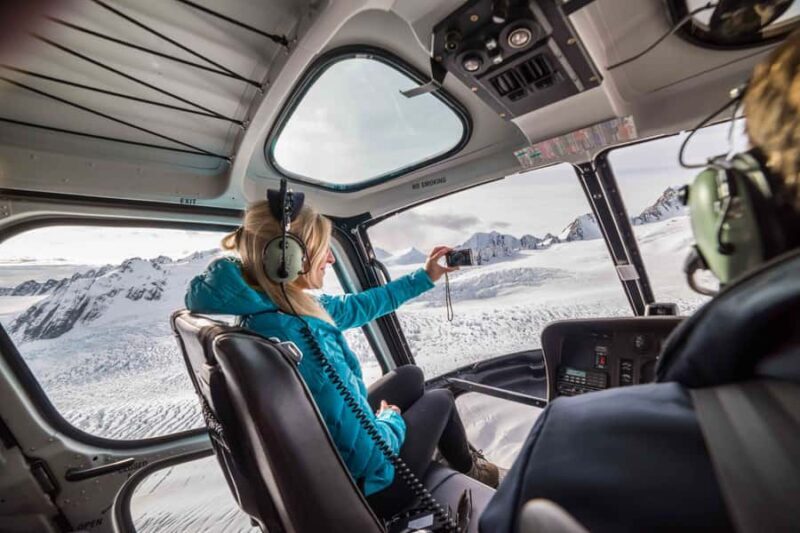 Franz Josef: Scenic Glacier Flight with Snow Landing - An In-Depth Look at the Tour Experience