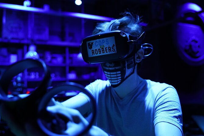 free-roam-vr-in-amsterdam-immerse-yourself-in-a-virtual-world