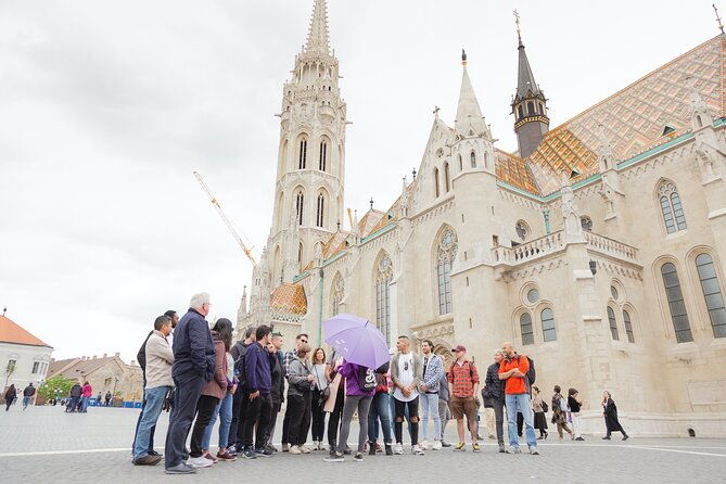 free-walking-tour-in-the-buda-castle-incl-fishermans-bastion