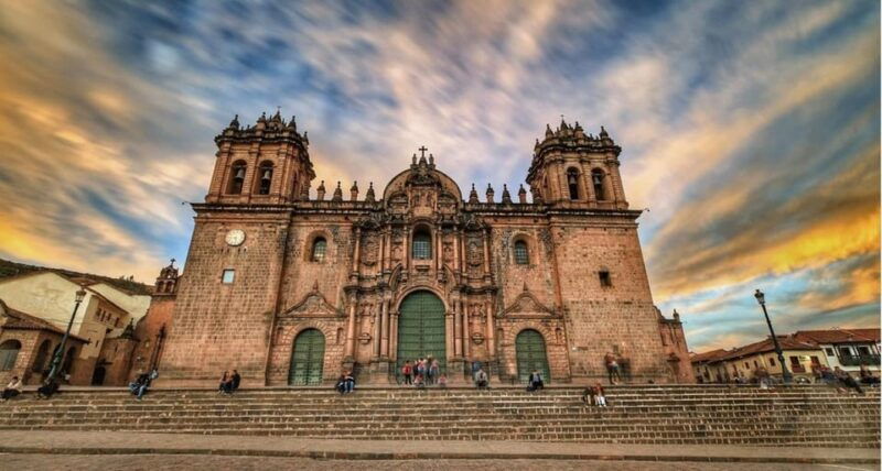 free-walking-tour-of-cusco-historic
