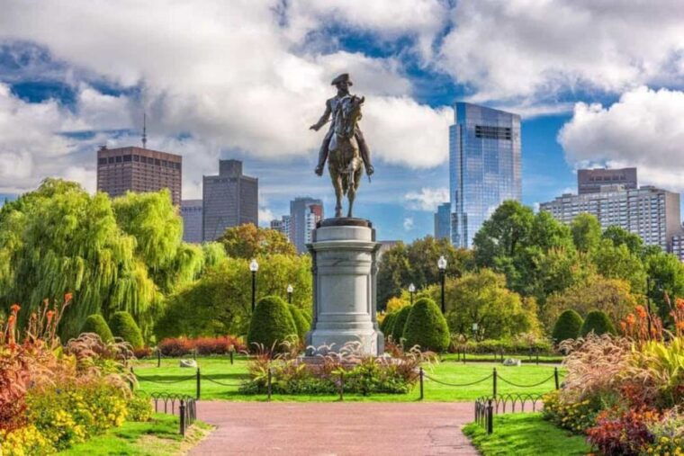 freedom-trail-walking-tour-in-boston-usa-2