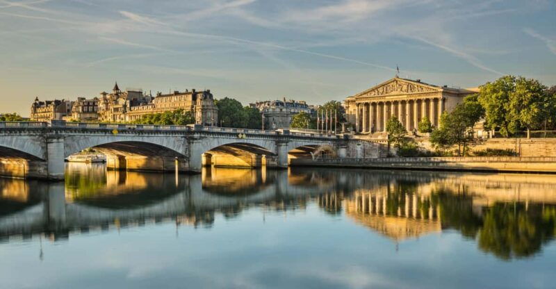 Freemason; myths and revelation of a secret organization - Key Points