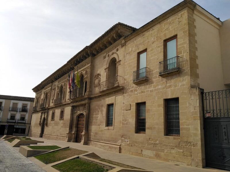 freetour-through-historic-baeza
