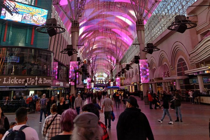 fremont-street-experience-walking-tour-las-vegas