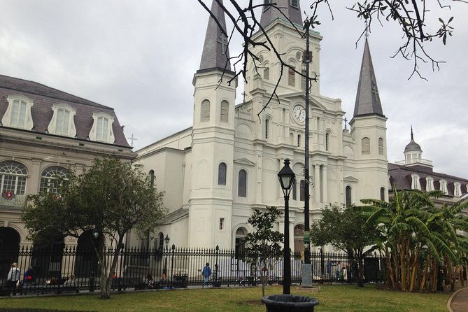 french-quarter-haunted-excursion-in-new-orleans