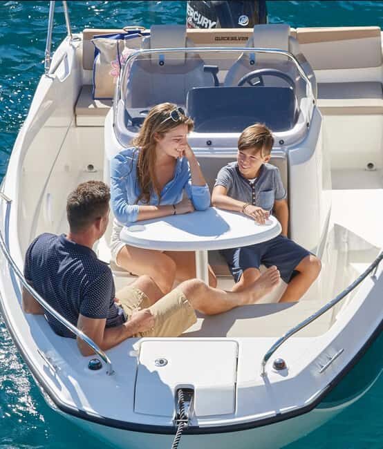 French Riviera & Monaco: Boat Tour with Wine & Snacks - Key Points