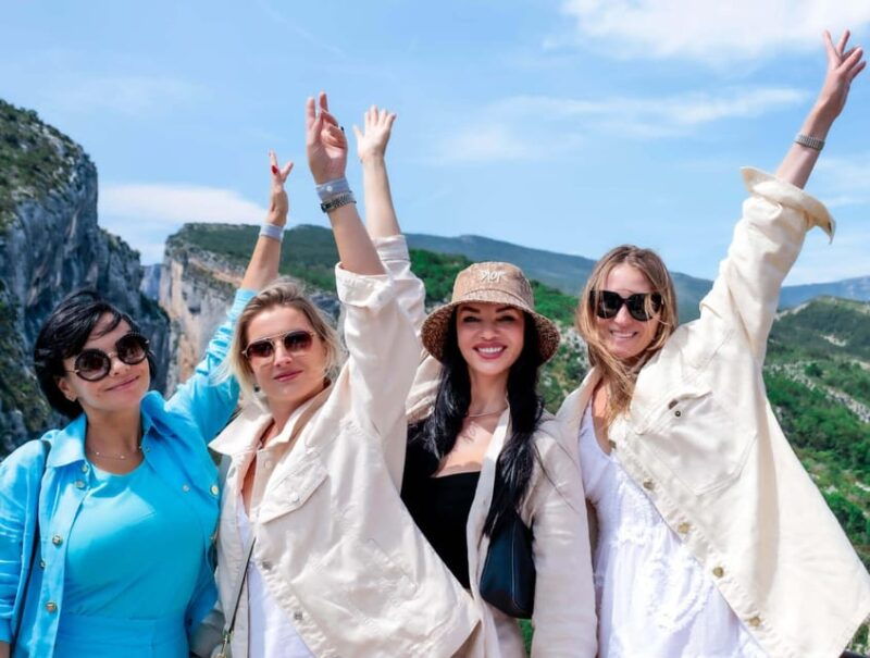 french-riviera-professional-photoshoot-with-a-tour-guide