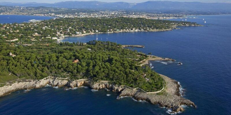 french-riviera-west-coast-between-nice-and-cannes