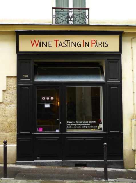 french-wine-tasting-class-with-a-sommelier