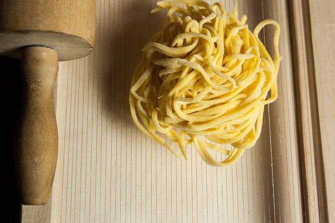 fresh-homemade-pasta-and-tiramisu-cooking-class-in-milan